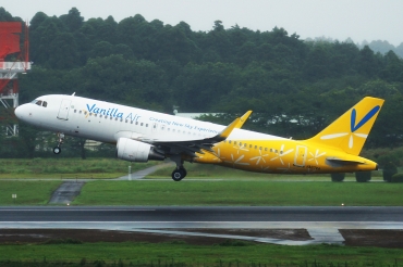 JA07VA (6422) 2014 Airbus A320-214(WL)