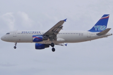 SP-IAC (973) 1999 Airbus A320-214