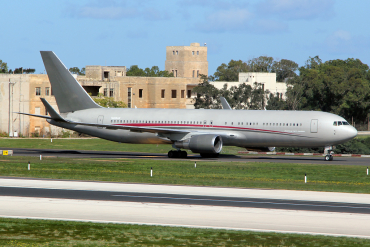 N495AX (27613) 1997 Boeing 767-316(ER)(WL)
