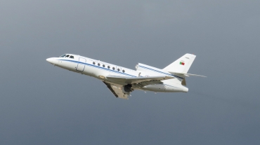 17401 (195) 1988 Dassault Falcon 50