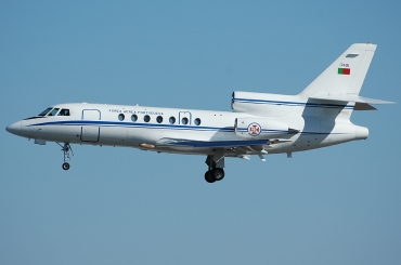 17401 (195) 1988 Dassault Falcon 50