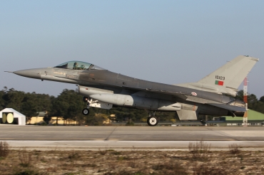 15103 (AA-3) 1993 General Dynamics F-16AM Fighting Falcon