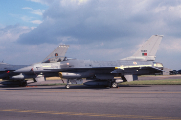 15102 (AA-2) 1994 General Dynamics F-16AM
