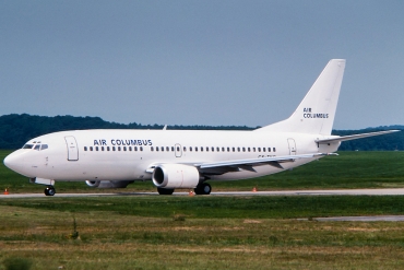 CS-TKG (cn 27285) Boeing 737-33A