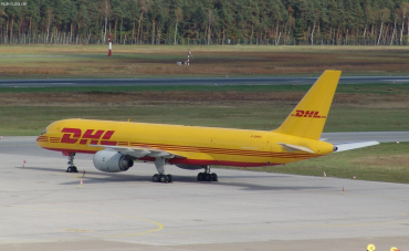 G-BMRD (24073) 1988 Boeing 757-236(SF)