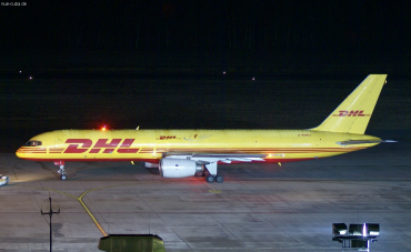 G-BMRJ (24268) 1989 Boeing 757-236(SF)