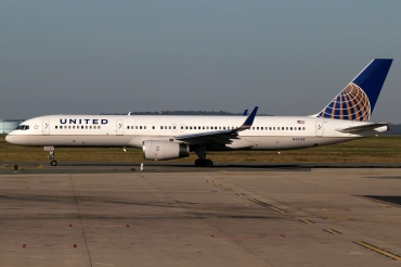 N29124 / 0124, (cn 27565/786), Boeing 757-224