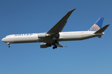N76062 (29457) 2002 Boeing 767-424(ER)