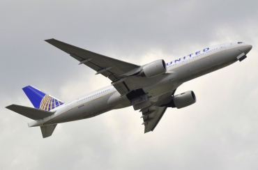 N224UA (30225) 2001 Boeing 777-222 ER