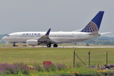 N38727 (28797) 1999 Boeing 737-724(WL)