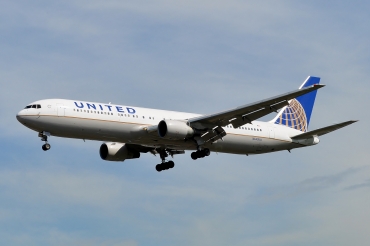 N642UA (25092) 1991 Boeing 767-322(ER)