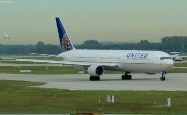 N66057 (29452) 2001 Boeing 767-424(ER)