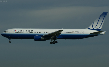 N661UA (27158) 1993 Boeing 767-322(ER)