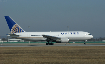 N76156 (30435) 2001 Boeing 767-224(ER)
