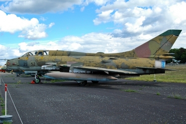 25 52 (17532367001) Sukhoi Su-22UM3K