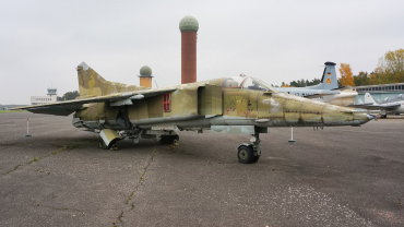 20+51 (0393214225) Mikoyan-Gurevich MiG-23BN Flogger F
