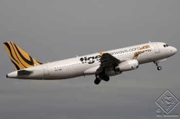VH-VNG (3674) 2008 Airbus A320-23