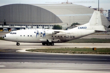 LZ-SFN · Antonov An-12A · (LIS / LPPT)