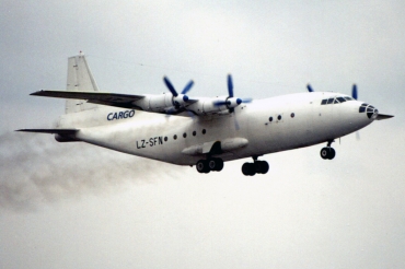 LZ-SFN · Antonov An-12A · (LIS / LPPT)