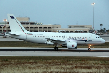 MM62209 (1795) 2002 Airbus A319-115 CJ
