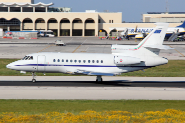 MM62210 (116) 2003 Dassault Falcon 900EX