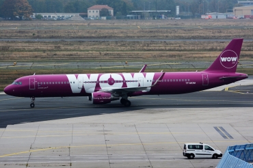TF-MOM (6210) 2014 Airbus A321-211(WL)