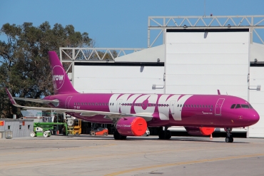 TF-SKY (7694) 2017 Airbus A321-253N