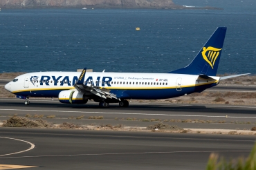 9H-QBL (44709) 2015 Boeing 737-8AS WL