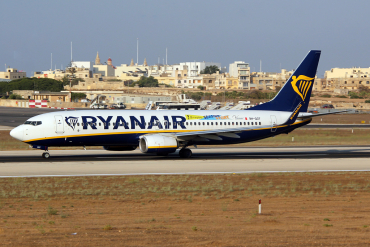 9H-QCF · Boeing 737-8AS(WL) · (MLA / LMML)