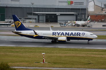 9H-VUT (65882) Boeing 737-8200 MAX