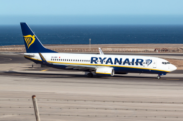 9H-QBN (44710) 2015 Boeing 737-8AS(WL)