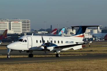 VH-RUE (cn UE-53) Beechcraft 1900D