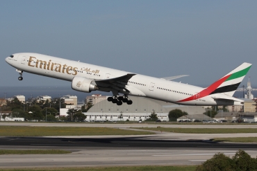 A6-EBB (32789) 2005 Boeing 777-36N(ER)