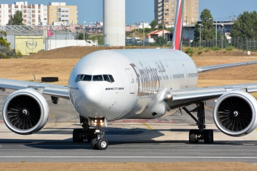 A6-EBC (32790) 2005 Boeing 777-36N(ER)
