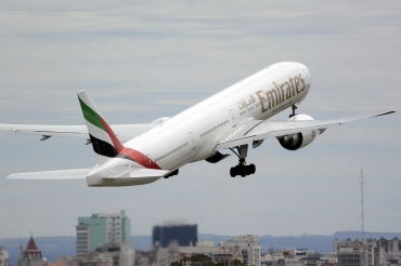 A6-ENM (41359) 2013 Boeing 777-31H(ER)