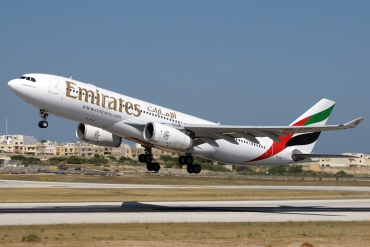A6-EAP (525) 2003 Airbus A330-243