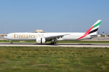 A6-EBK · Boeing 777-31H/ER · (MLA / LMML)