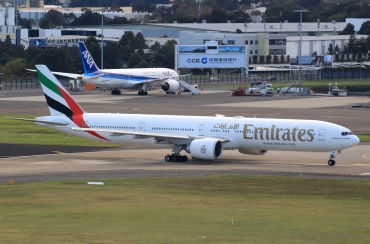 A6-EGF · Boeing 777-31H/ER · (SYD / YSSY)