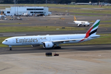 A6-EGF · Boeing 777-31H/ER · (SYD / YSSY)