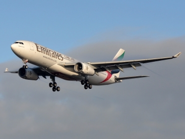 A6-EKT (293) 1999 Airbus A330-243