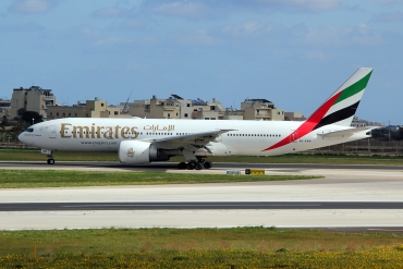 A6-EMH · Boeing 777-21HLR · (MLA / LMML)