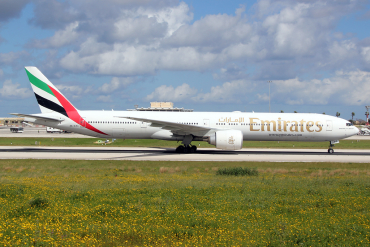 A6-EPC (42322) 2015 Boeing 777-31H(ER)