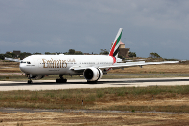 A6-EPD (42323) 2015 Boeing 777-31HER