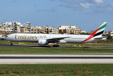 A6-EPK (42330) 2016 Boeing 777-31HER