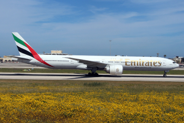 A6-EPN (42333) 2016 Boeing 777-31H(ER)