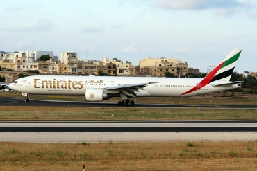 A6-EPX · Boeing 777-31H/ER · (MLA / LMML)