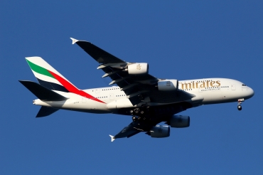 A6-EUH (220) 2016 Airbus A380-861