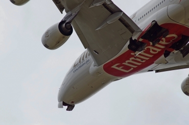 A6-EDK (030) 2010 Airbus A380-861