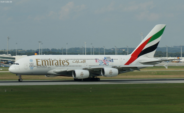 A6-EEI (123) 2013 Airbus A380-861
