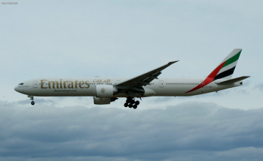 A6-ENK (38991) 2013 Boeing 777-31H(ER)